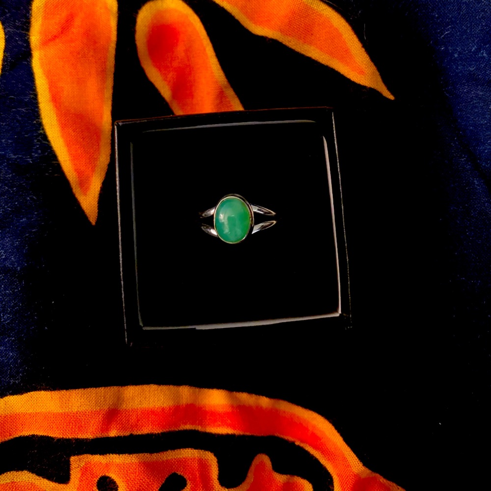 925 Sterling Silver Aqua Chalcedony ring size 7